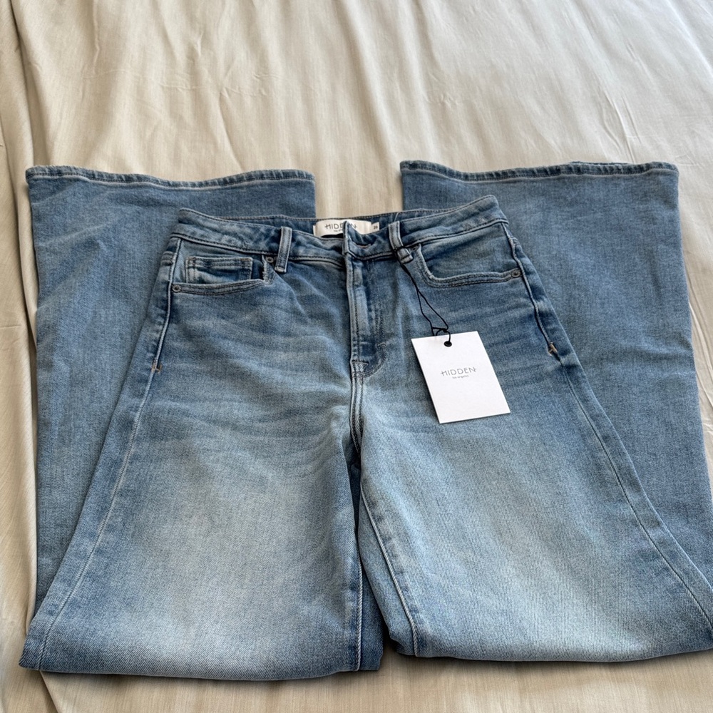 Hidden Jeans